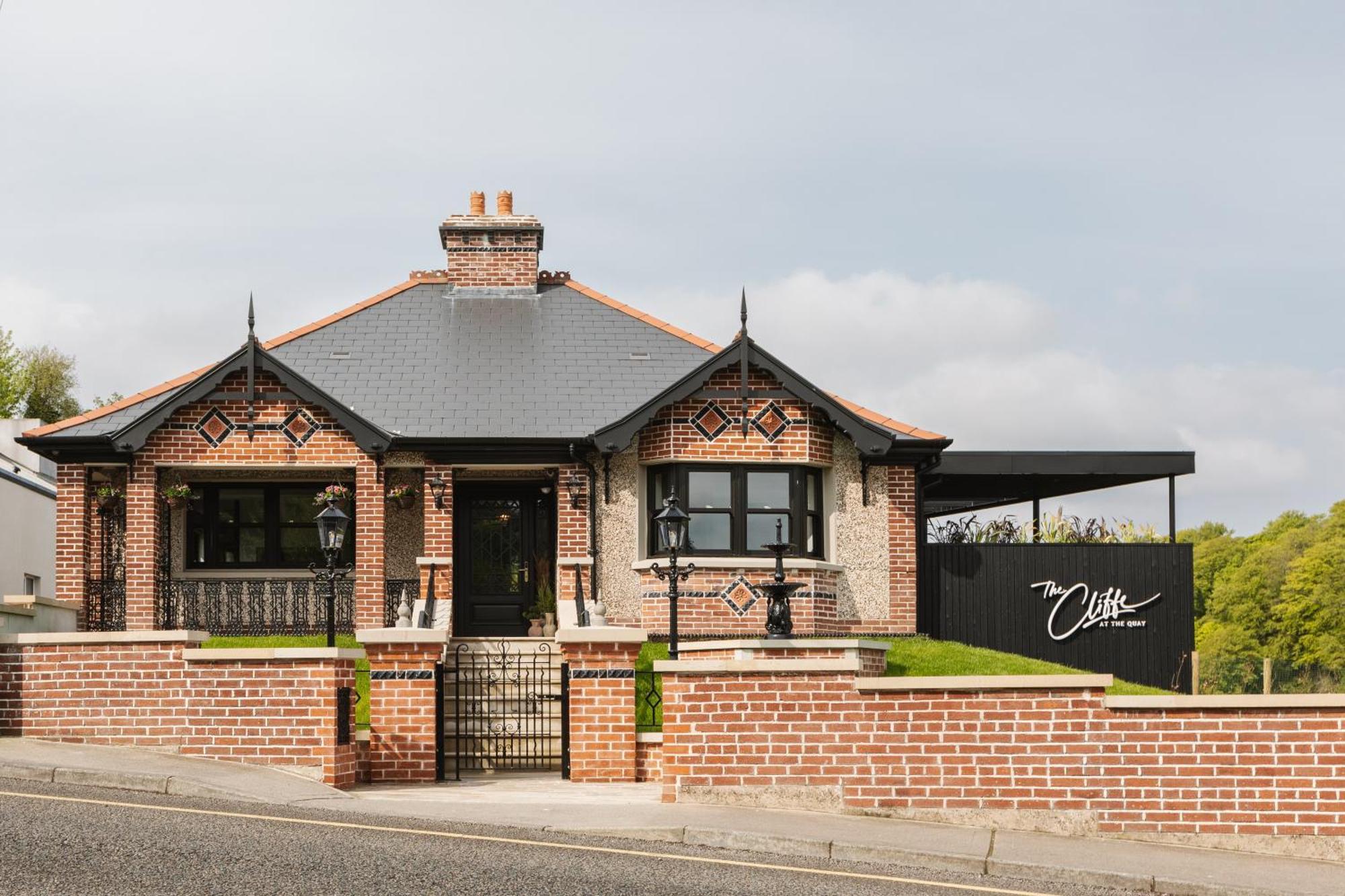 Hotel The Cliffe At The Quay à Donegal Town Extérieur photo